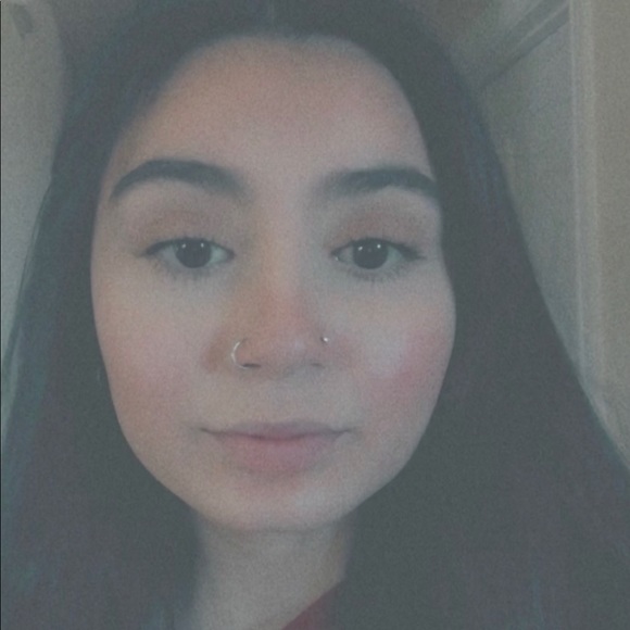 Meet your Posher, Isabel - Picture 1 of 1